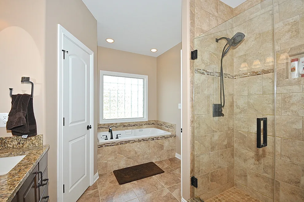 Sapphire Custom Home by GuyCo by The Guy Corporation - Photo 9