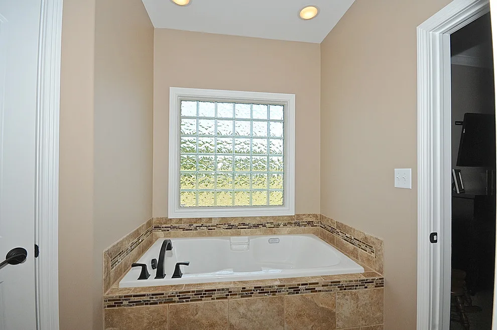 Sapphire Custom Home by GuyCo by The Guy Corporation - Photo 32