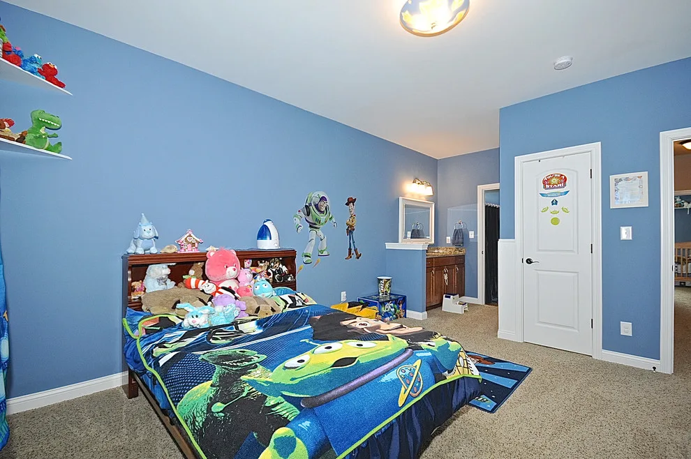 Sapphire Custom Home by GuyCo by The Guy Corporation - Photo 27