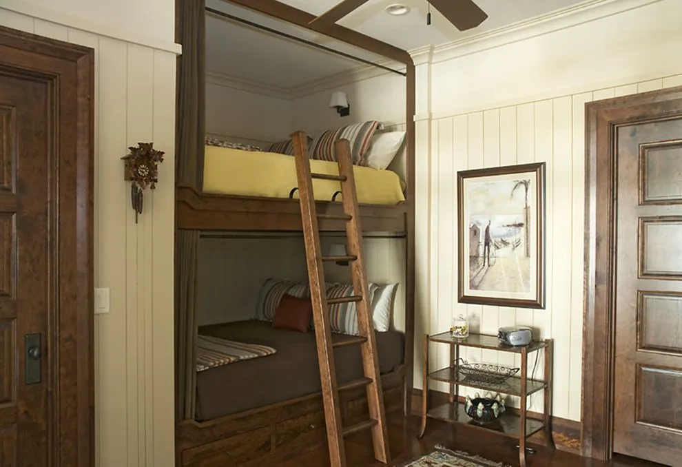 Lakehouse in Shingle Style by The Berry Group - Photo 39