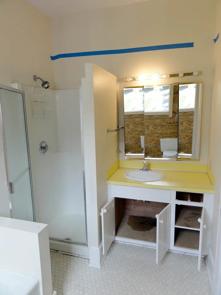Heritage Bath by DeRhodes Construction - Photo 12