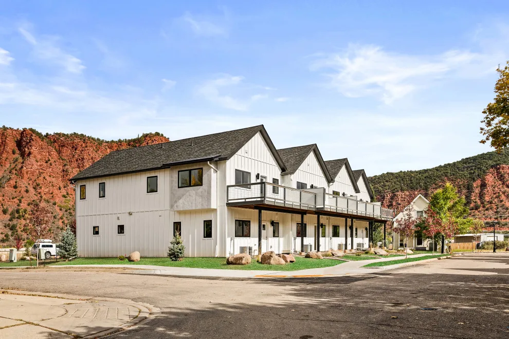 Solstice Residences by Aspen Built Homes - Photo 3