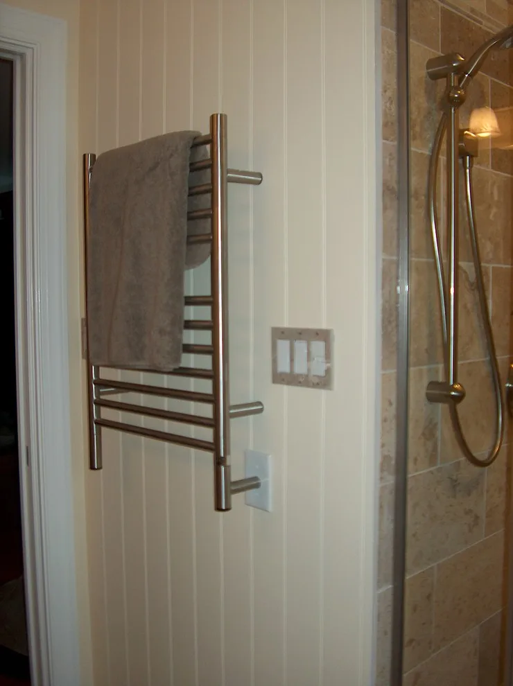 Charming Compact Bathrooms by A.M.Carter Construction Inc - Photo 2