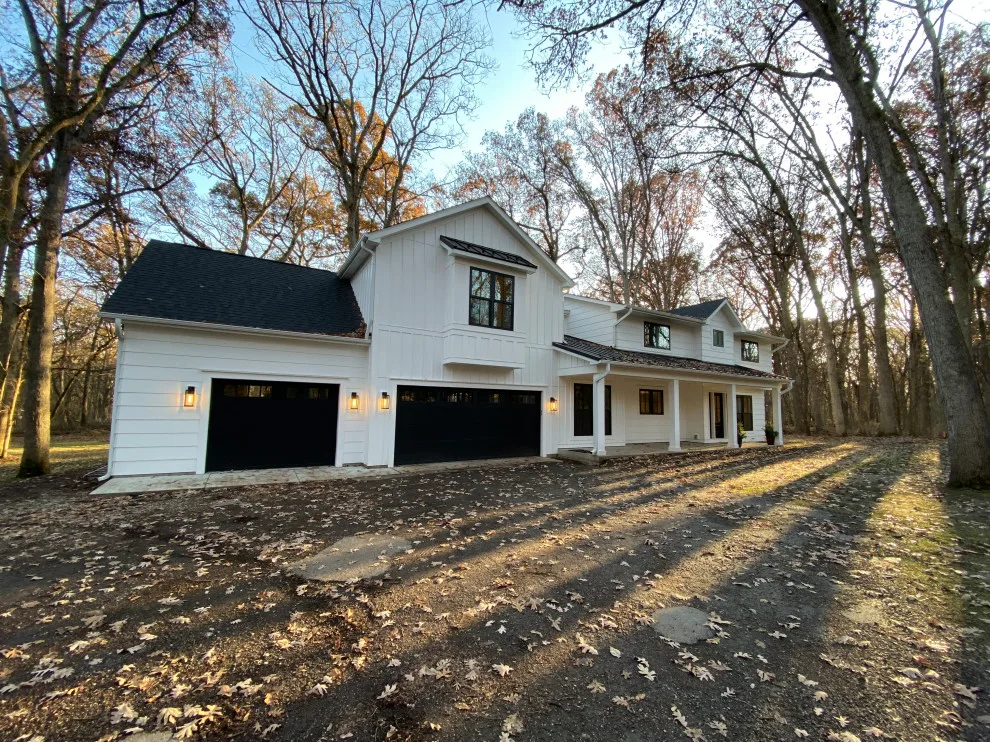 St Charles - Contemporary Farmhouse by Carpentry With Integrity, Inc. - Photo 24