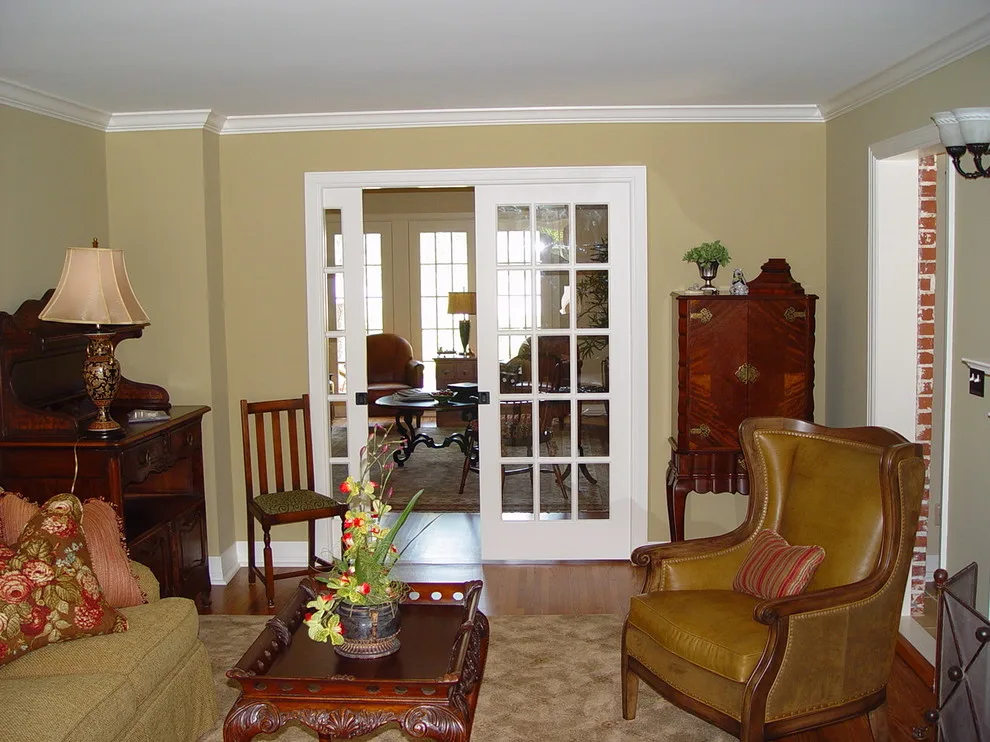 Colonial Revival Project - Harter's Second Subdivision by The Buckingham Group - Photo 5