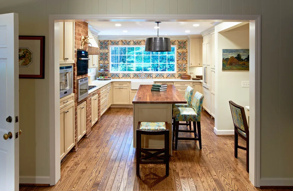 Cottage Culinary Space by DeRhodes Construction - Photo 5
