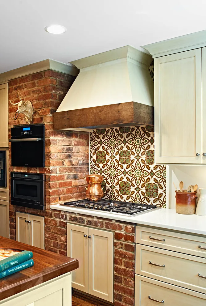 Cottage Culinary Space by DeRhodes Construction - Photo 10