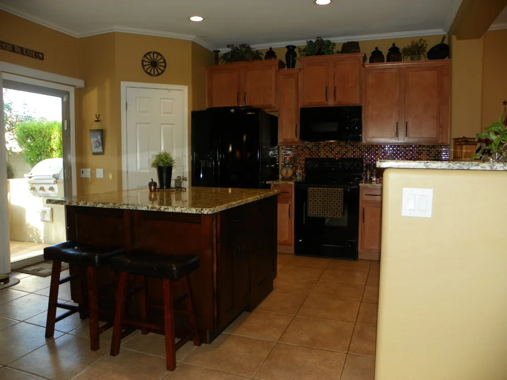 24-Hour Kitchen Makeover in Surprise by Tru Builders LLC - Photo 3