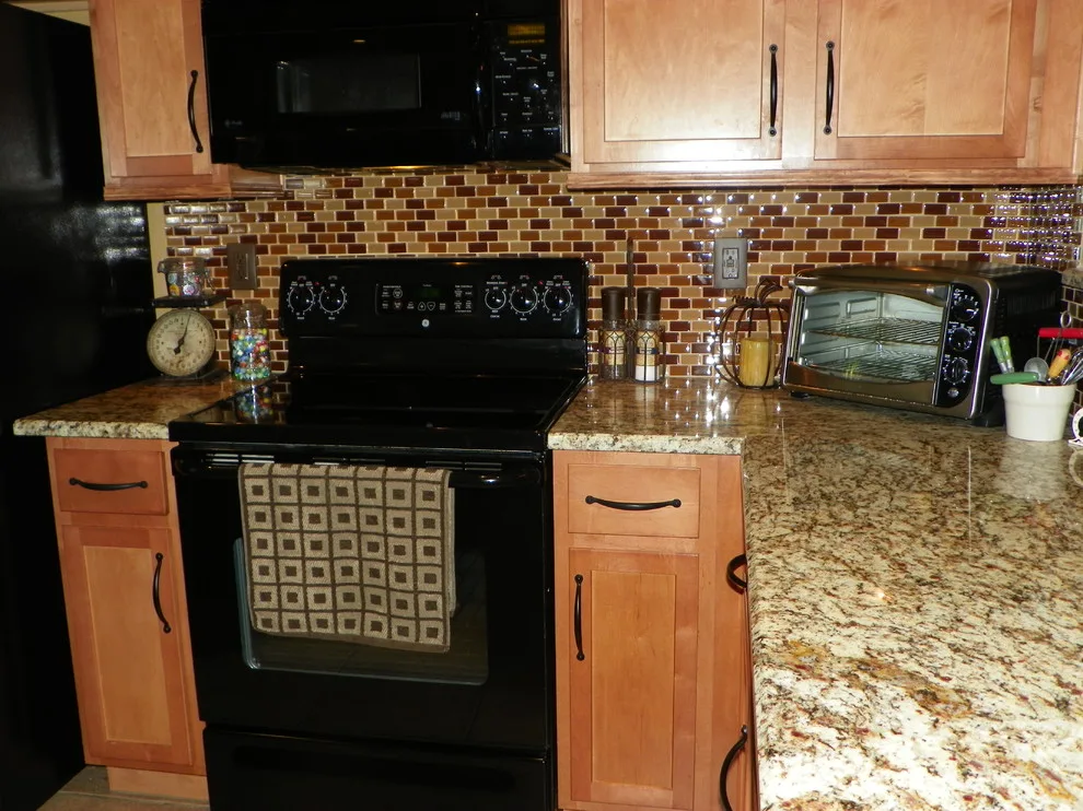 24-Hour Kitchen Makeover in Surprise by Tru Builders LLC - Photo 2