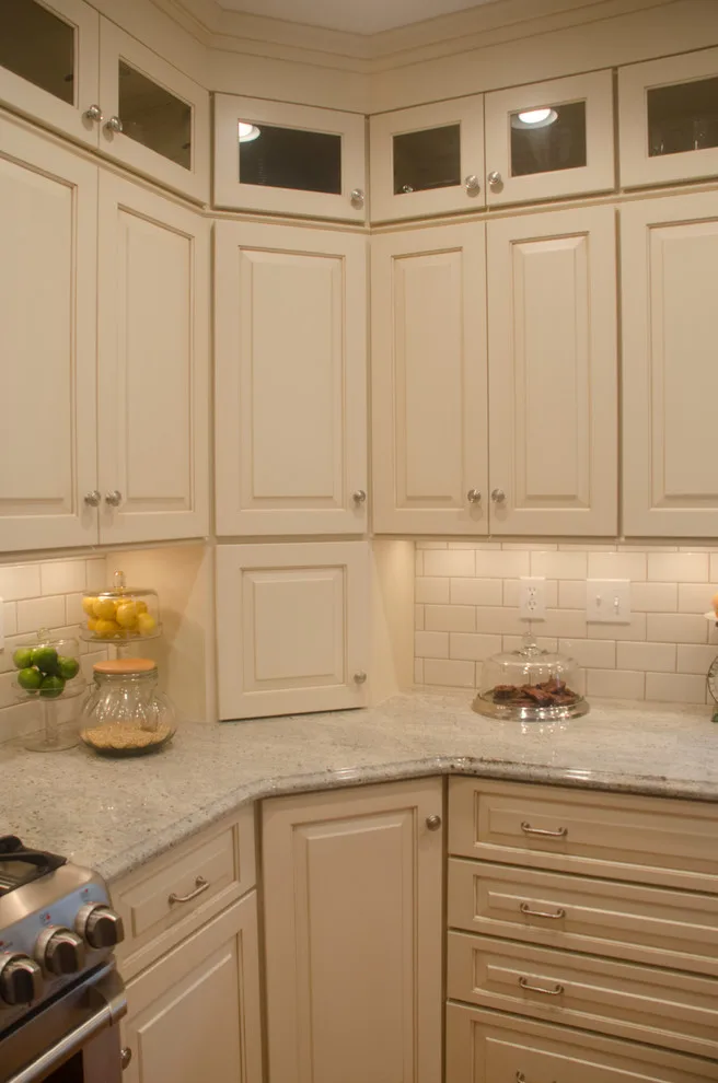 Refined Kitchen Remodeling by K.E. Dittmar Company Incorporated - Photo 4