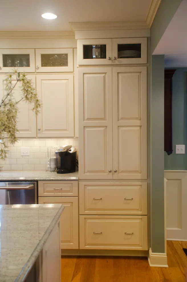 Refined Kitchen Remodeling by K.E. Dittmar Company Incorporated - Photo 7
