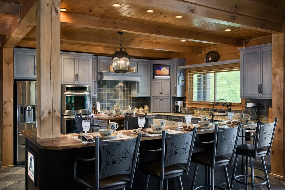 Tennessee Lakeside Residence by Honest Abe Log Homes - Photo 11