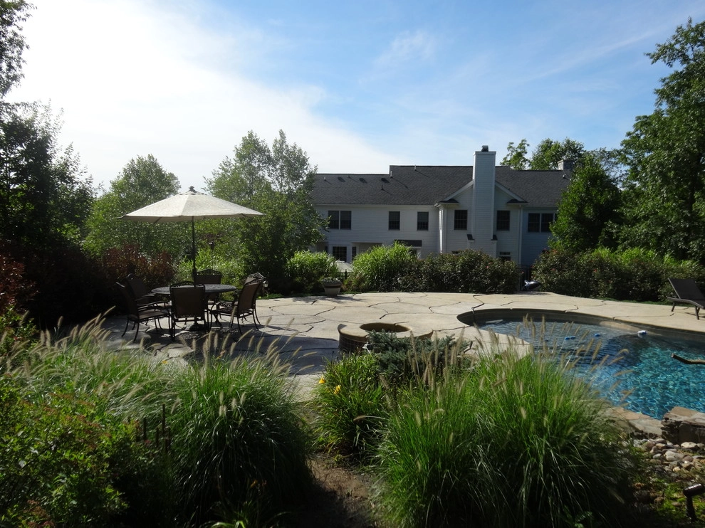 A Lush Backyard Poolscape by Apple Tree Landscapes, Inc. - Photo 9