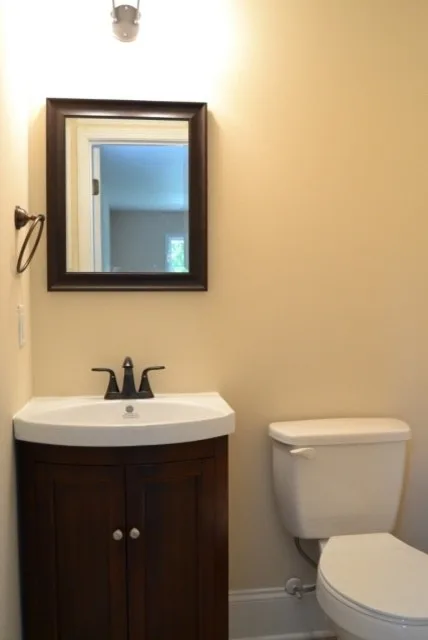 Thorncliff Drive Revamp by Carolina Custom Homes And Renovations,LLC - Photo 4