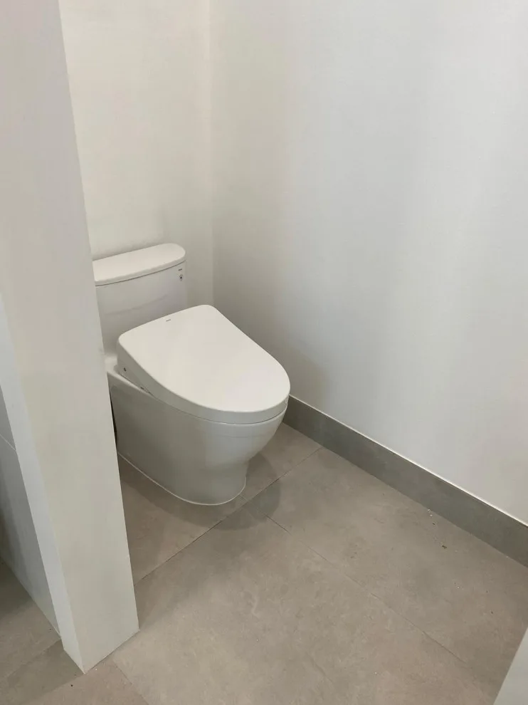 Complete overhaul of the primary bathroom by HKV Group - Photo 32