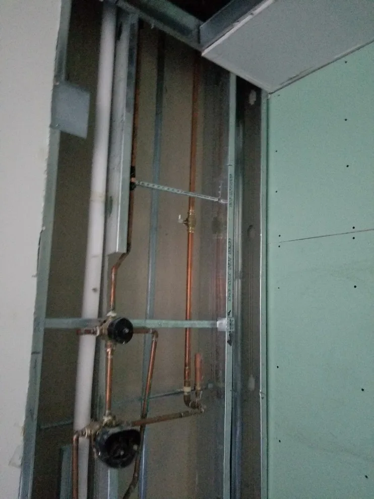 Axiom Construction - Photo 3