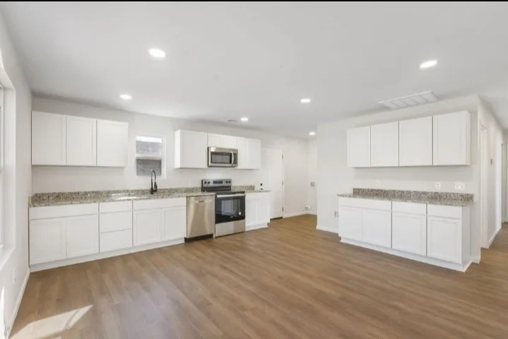 Fresh House Construction by Project BluePrint LLC - Photo 3