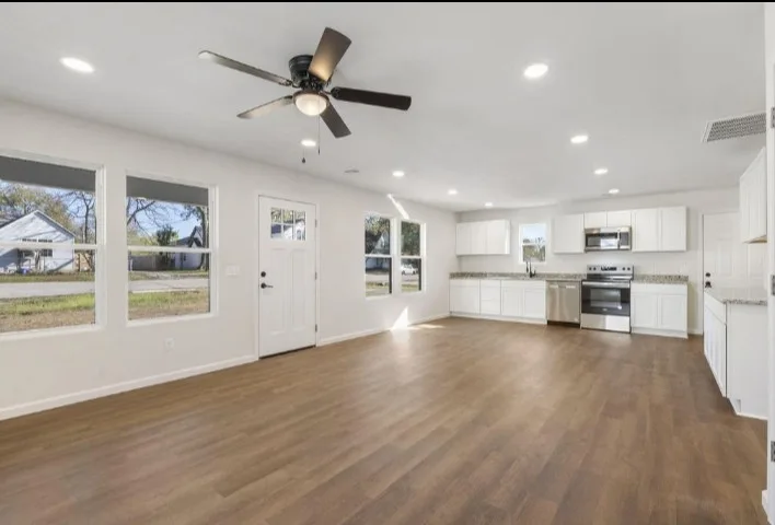 Fresh House Construction by Project BluePrint LLC - Photo 21