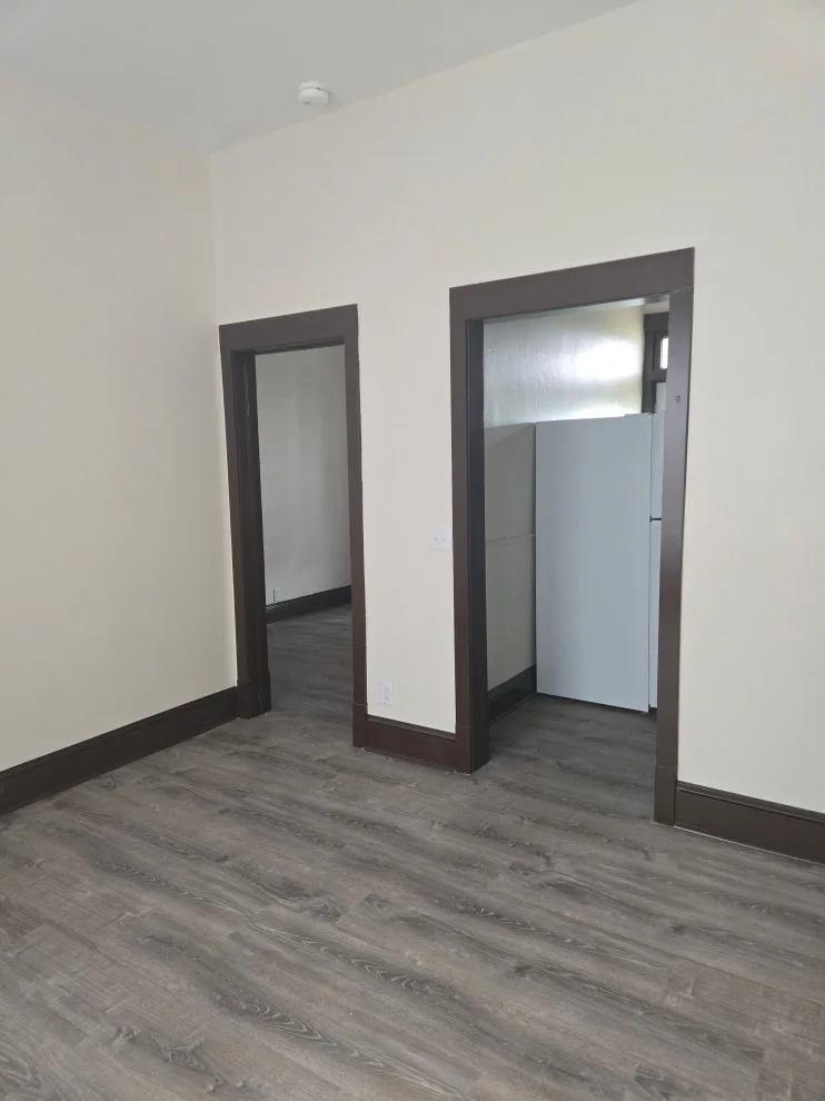 Eveland Construction Co. - Photo 12