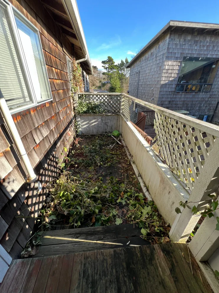 Trex Patio by Foxtail Finish Carpentry - Photo 19