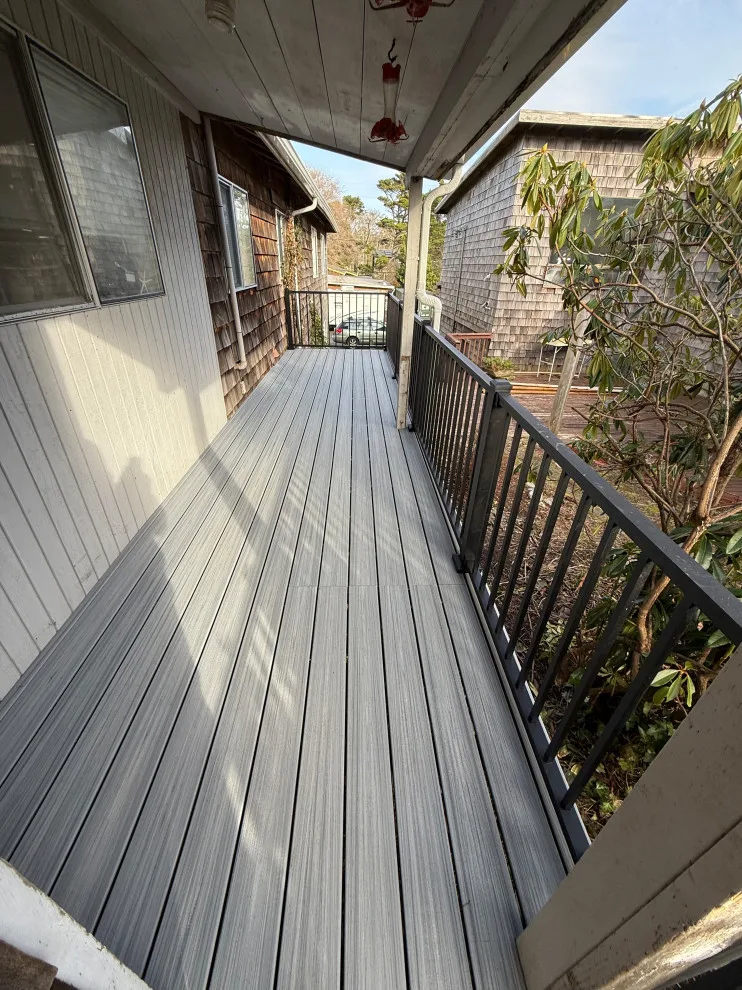 Trex Patio by Foxtail Finish Carpentry - Photo 16