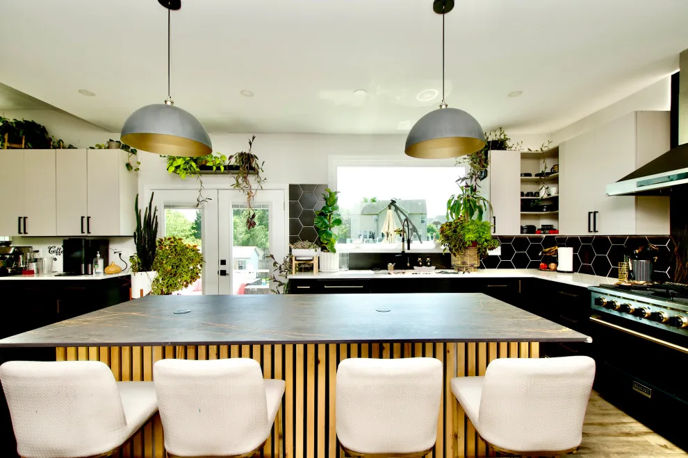 Contemporary Cashmere and Black Elegance by MSH Signature Home Improvements - Photo 2