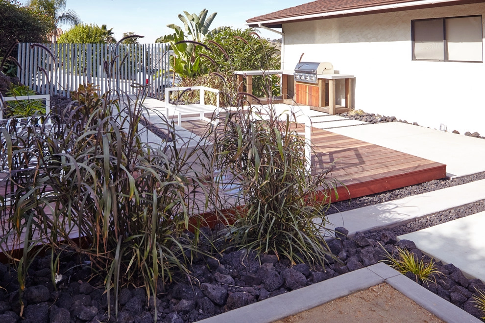 Modern San Diego Landscape by Mooch Exterior Designs, Inc. - Photo 4