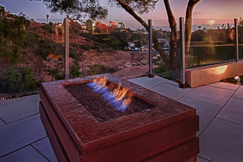 Modern San Diego Oasis by Mooch Exterior Designs, Inc. - Photo 3