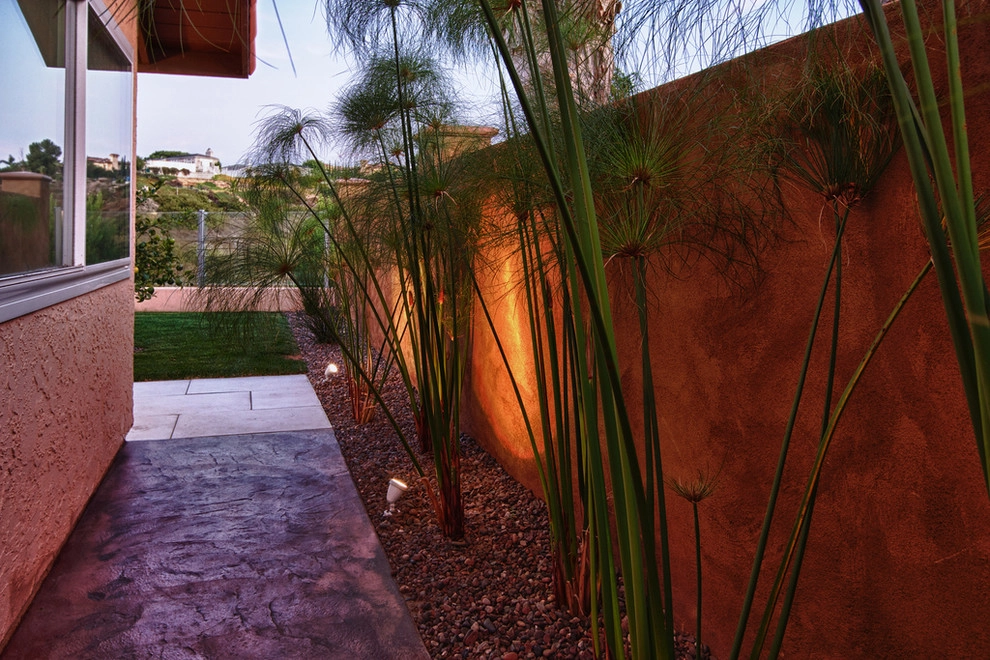 Modern San Diego Oasis by Mooch Exterior Designs, Inc. - Photo 11
