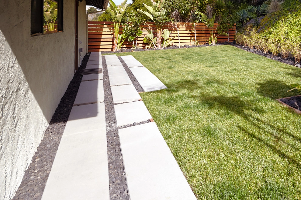 Modern San Diego Landscape by Mooch Exterior Designs, Inc. - Photo 8