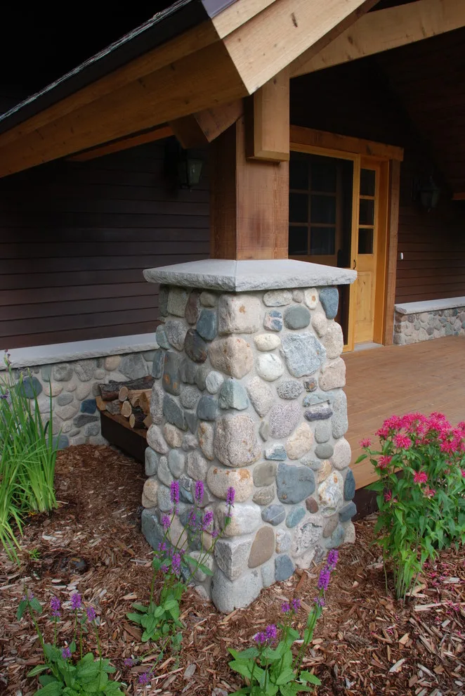 Urban Point Cottage by Baratto Brothers Construction - Photo 2