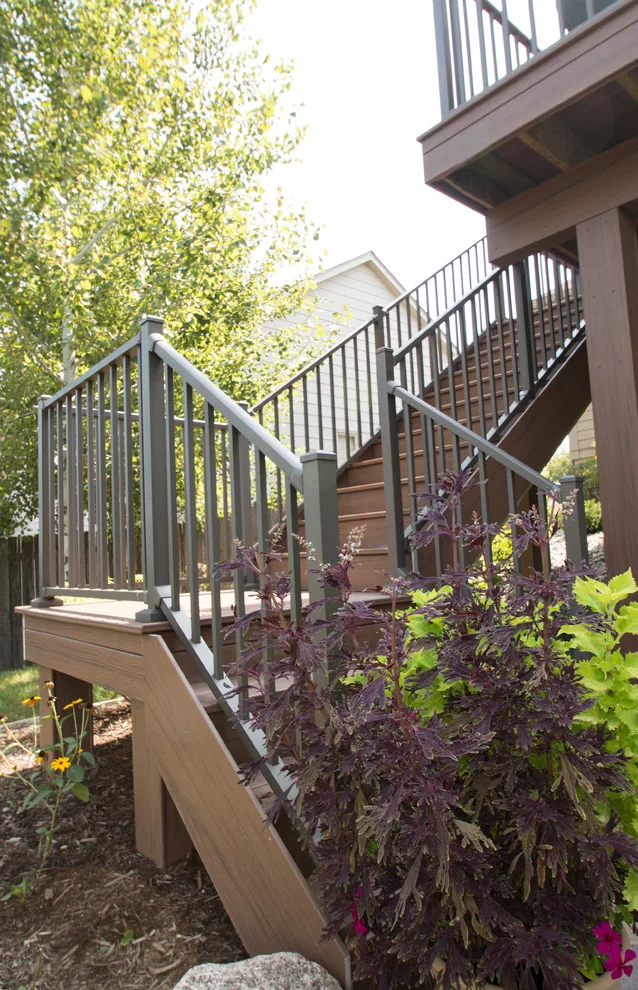 Urbandale Outdoor Living Spaces by Oakwood Builders Group - Photo 2