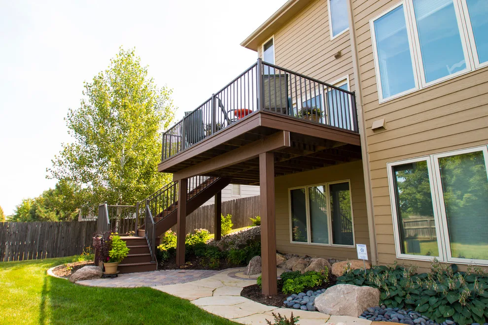 Urbandale Outdoor Living Spaces by Oakwood Builders Group - Photo 4