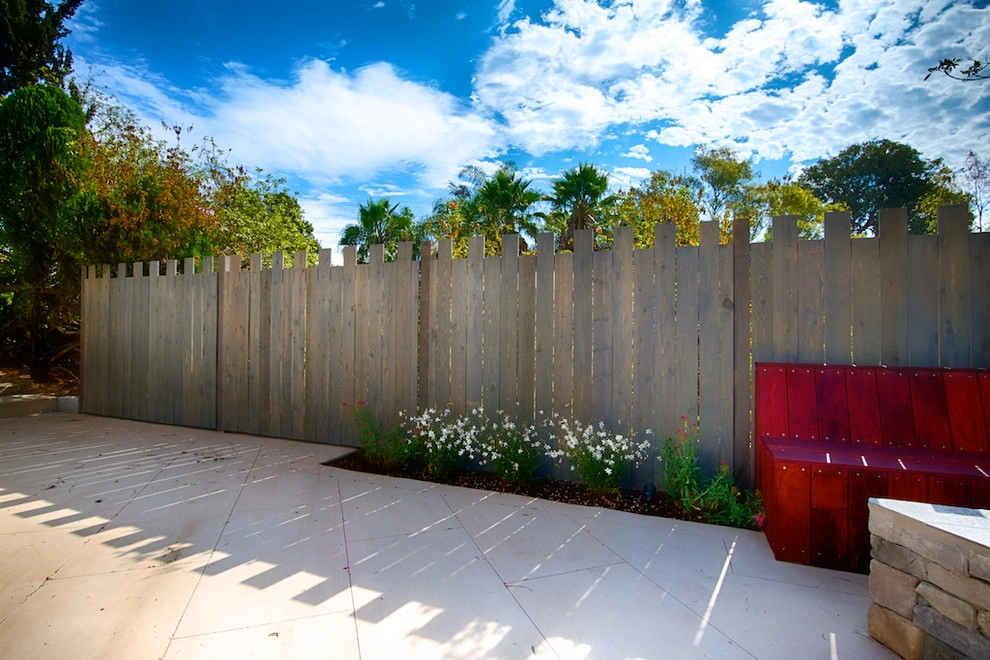 Private Modern San Diego Home by Mooch Exterior Designs, Inc. - Photo 15