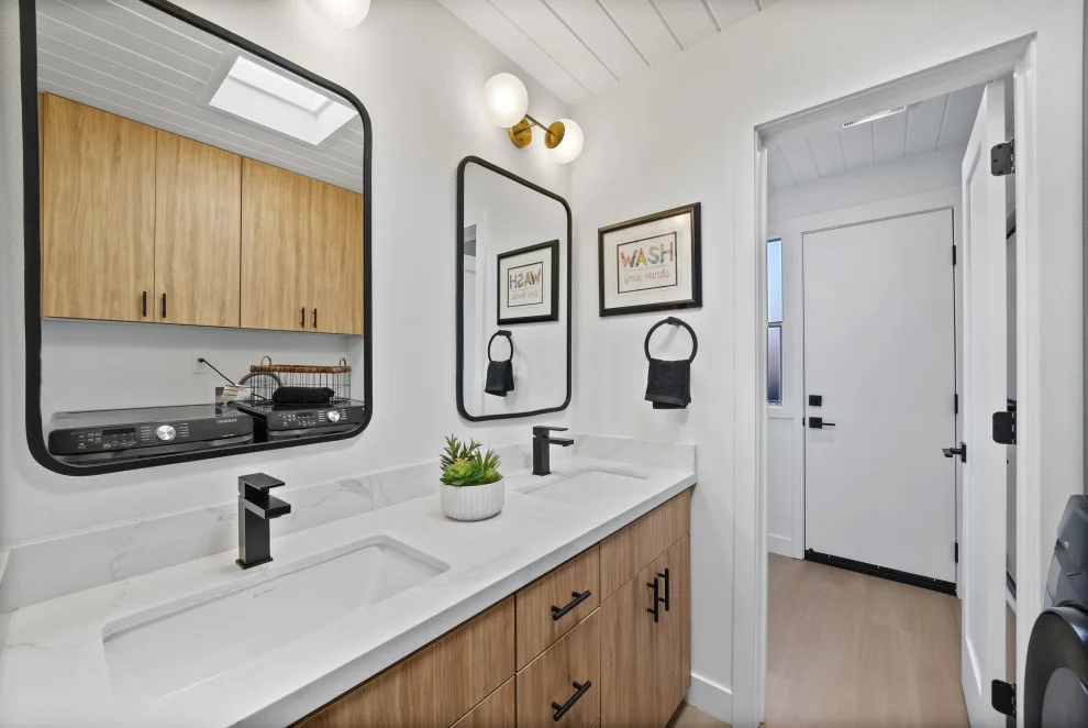 Vanderbilt Initiative by Regency General Contractors, Inc - Photo 21