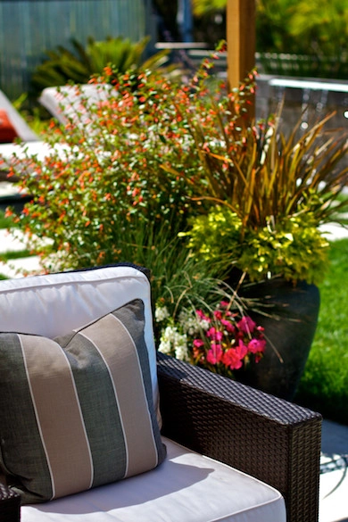 Modern Cottage Backyard by Mooch Exterior Designs, Inc. - Photo 2