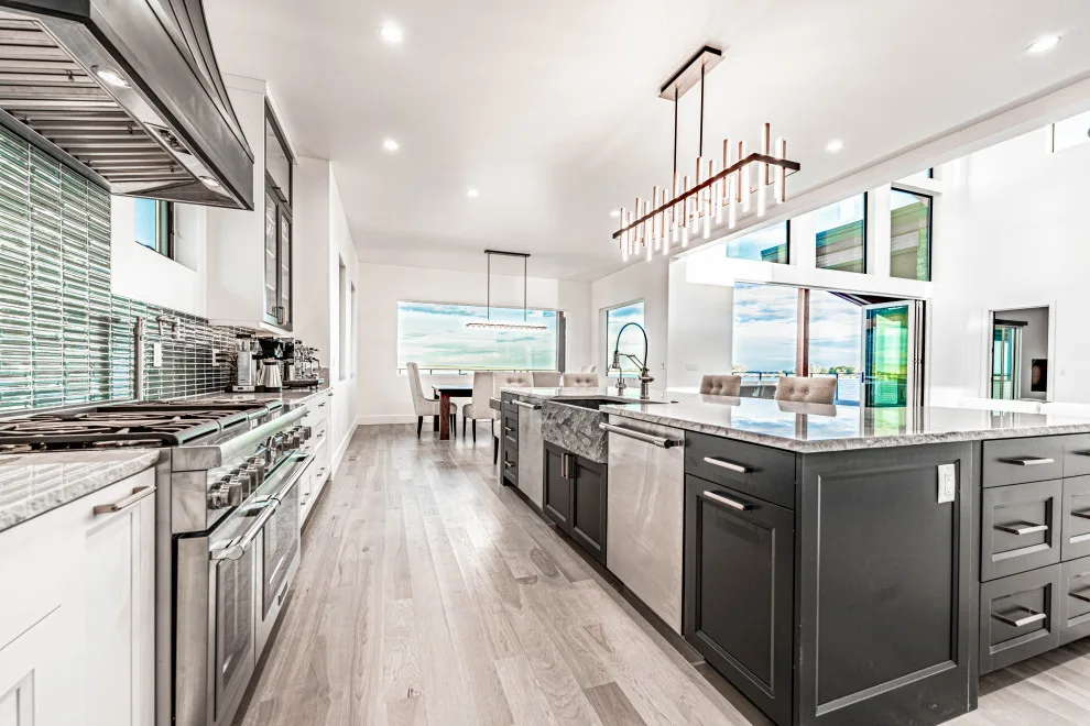 Bespoke Waterfront Residence by Quinn Custom Homes LLC - Photo 9
