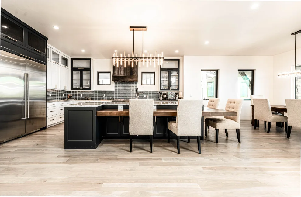 Bespoke Waterfront Residence by Quinn Custom Homes LLC - Photo 14