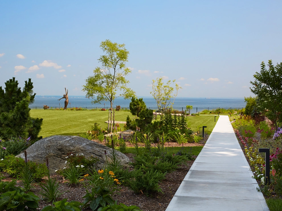 Sands Point Contemporary by Morell Landscape Associates - Photo 9
