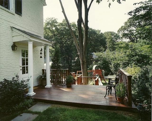 Munsey Park Residence by Morell Landscape Associates - Photo 3