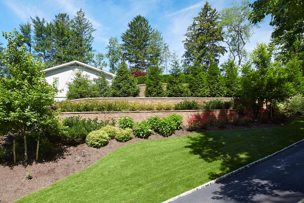 Flower Hill Residence by Morell Landscape Associates - Photo 2