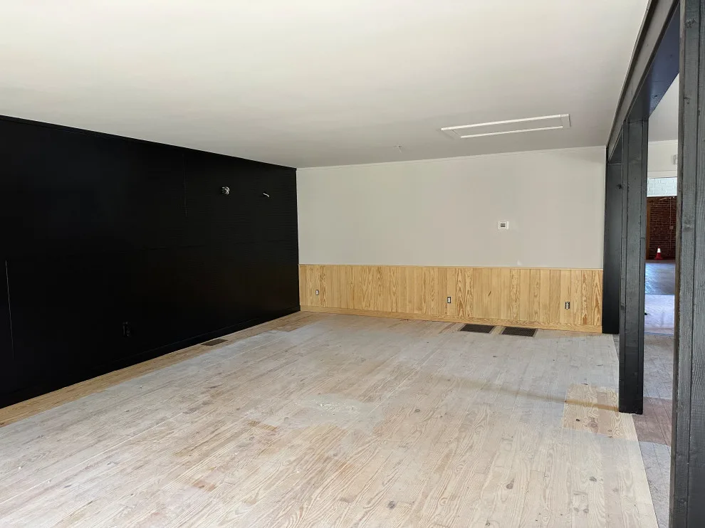 Stanly West Renovation by JM Customs & Restorations - Photo 4