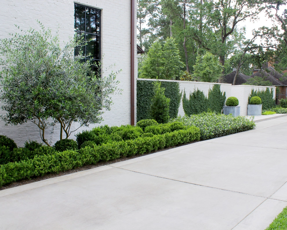 Piney Point Estate Gardens by Moss Landscaping - Photo 3