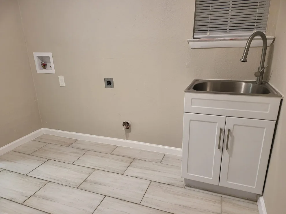 Timberview Complete Home Makeover by Tiger Painting & Remodeling LLC - Photo 11