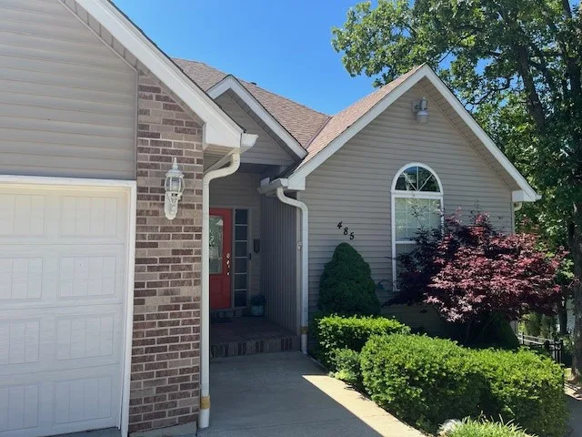 Comprehensive Siding Renovation in Lake Waukomis, MO by Elite One, Inc. - Photo 2