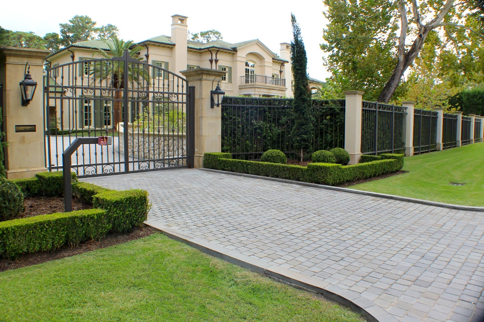 Italian Estate – Memorial by Moss Landscaping - Photo 6