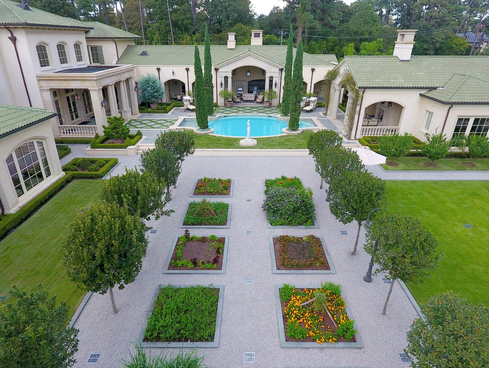 Italian Estate – Memorial by Moss Landscaping - Photo 9