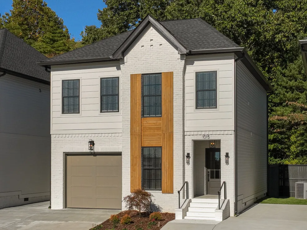 Amelia Court 1015 by EPG Homes, LLC - Photo 2