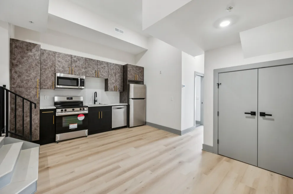 Twelfth Avenue by Ken Group LLC - Photo 9