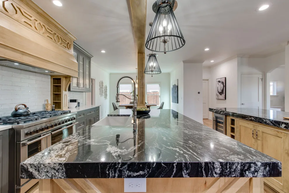 1316 Opulent Construction by Dream Construction - Photo 22